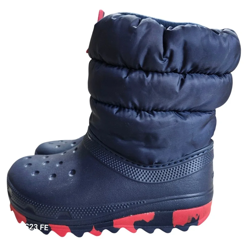 Crocs Neo Puff Snow Boots Kids J2 Navy Blue Red Warm Faux Fur Lined 207684